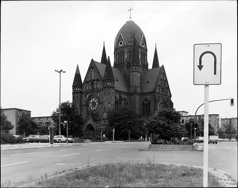 Großstadtkirchen © Hildegard Ochse, 1981