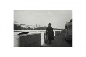 Fremder an der Seine in Paris, 1952