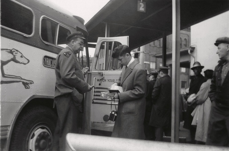 Busstation, USA, 1953 | © Hildegard Ochse